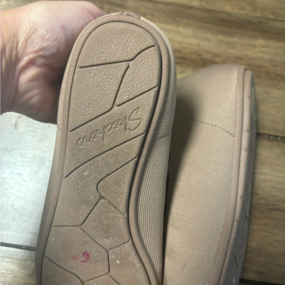 Sketchers Air-Cooled Arch Fit Stretch Size 8 Tan Shoes - Picture 2 of 4